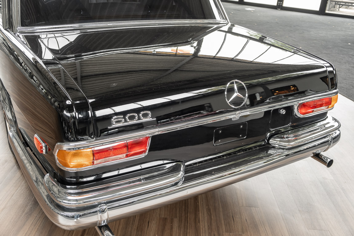Mercedes-Benz 600 W100 Pullmann - Classic Sterne