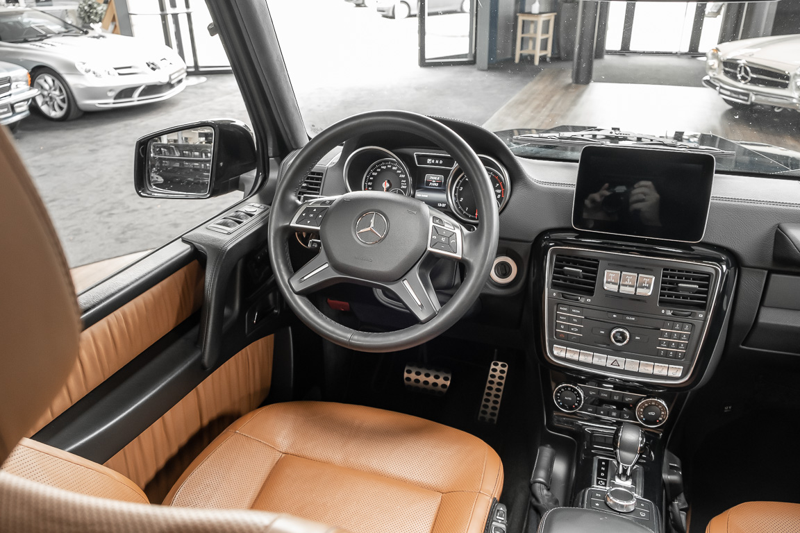 Amazon.com: 4pcs Car Interior Door Panel Matte Carbon Fiber Cover Trim for  Mercedes Benz G Wagon W464 G Class W463 G500 G550 G63 G65 2019 2020 :  Automotive
